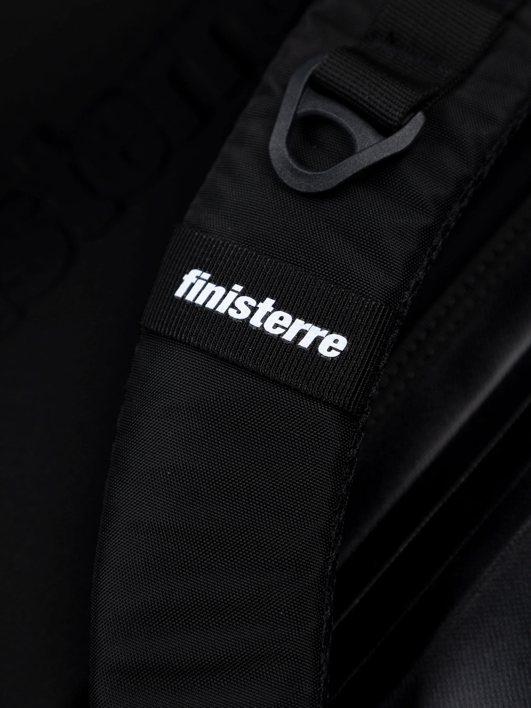 Drift 20L Waterproof Roll Top Backpack - Image 12