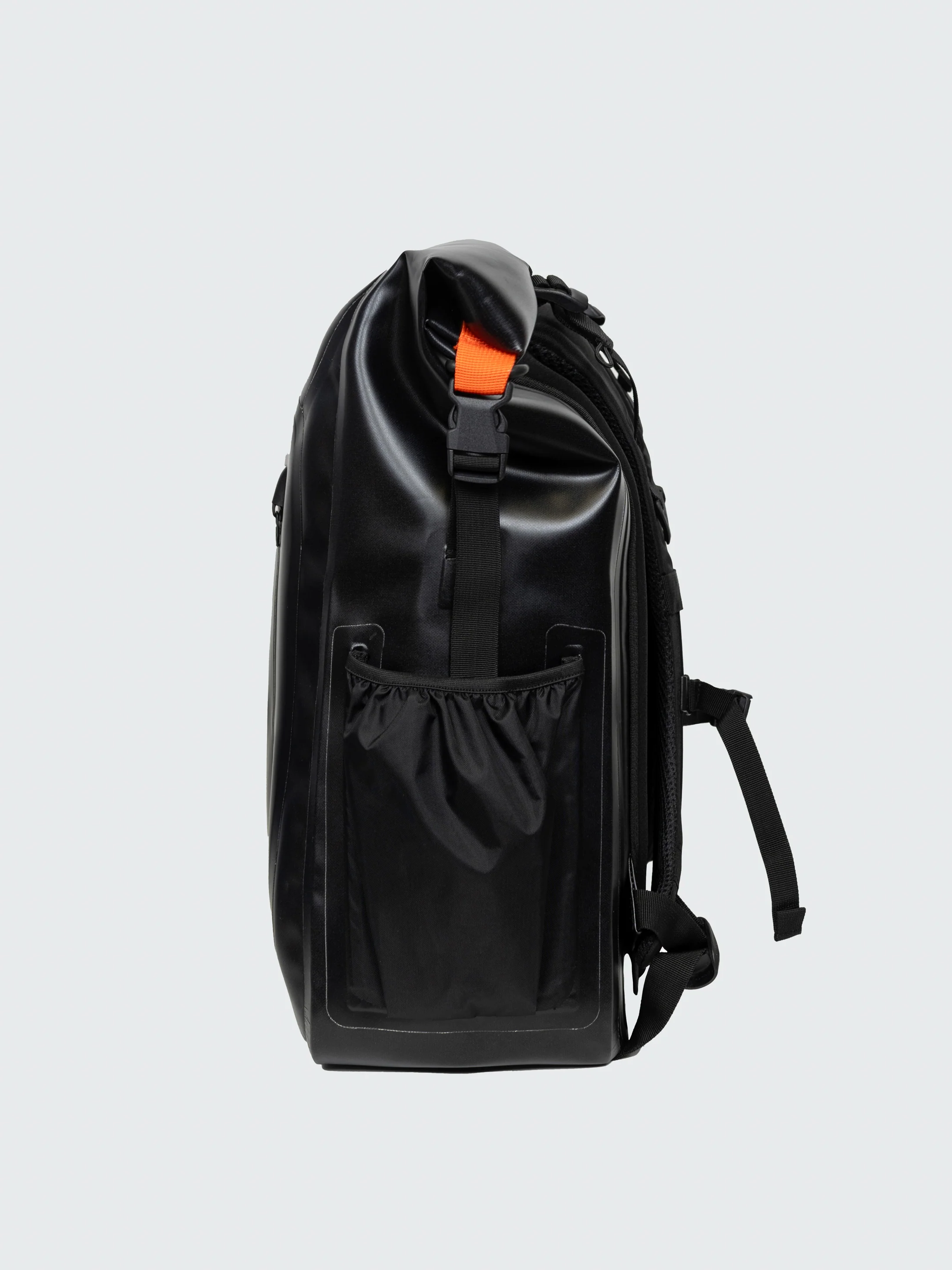 Drift 30L Waterproof Roll Top Backpack - Image 5