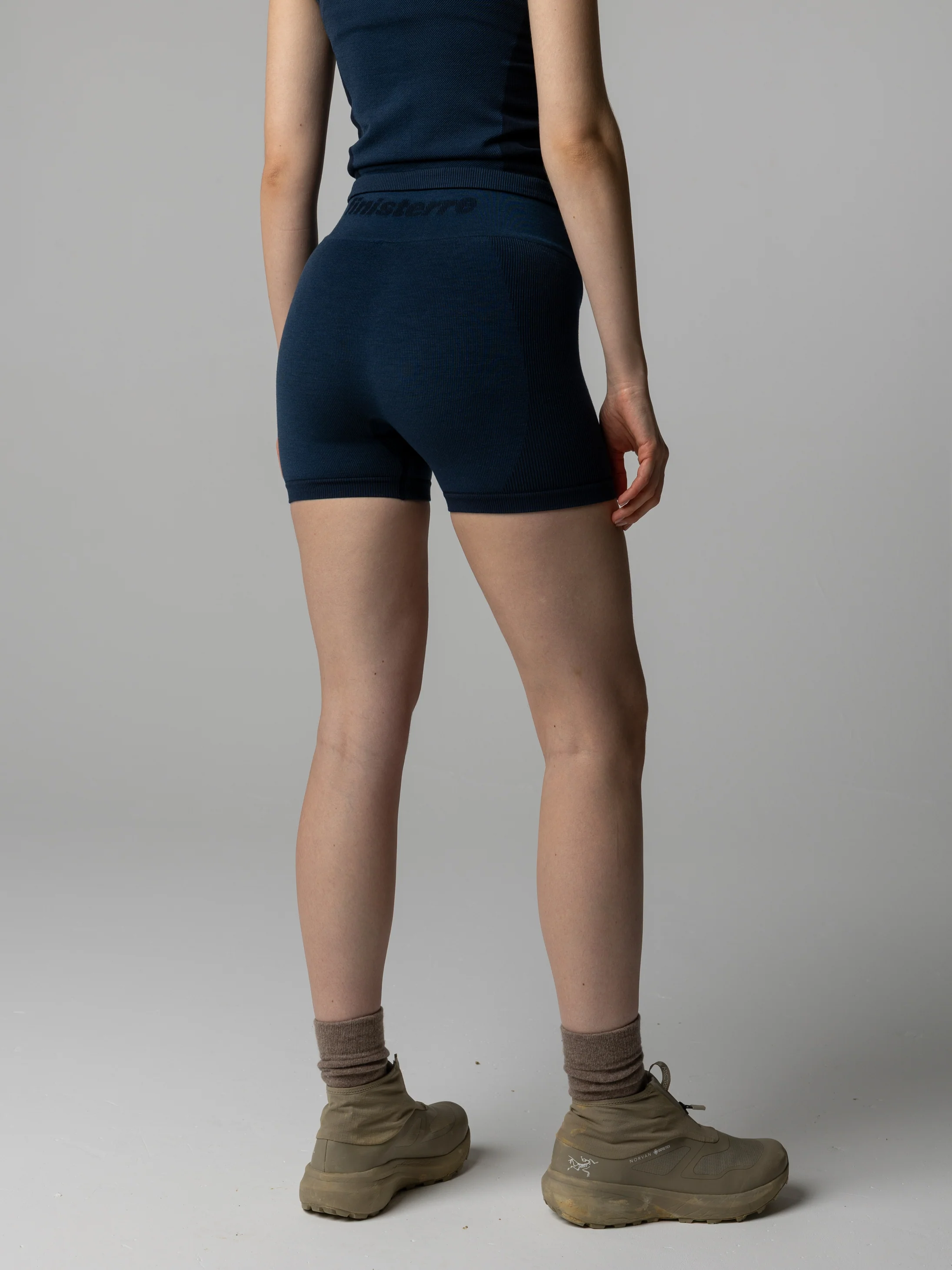 Women's Ria Seamless Short - Image 6