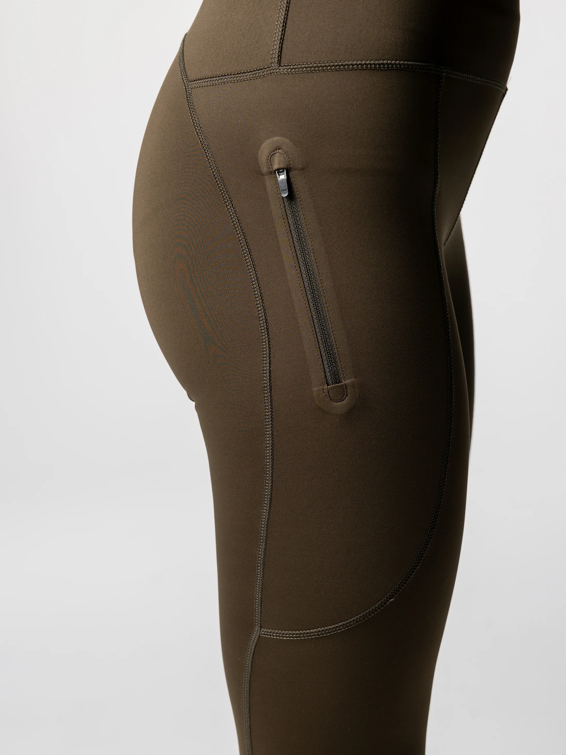 Women's Zennor Adventure Legging - Image 6